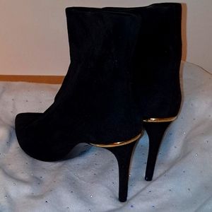 Louis Vuitton booties